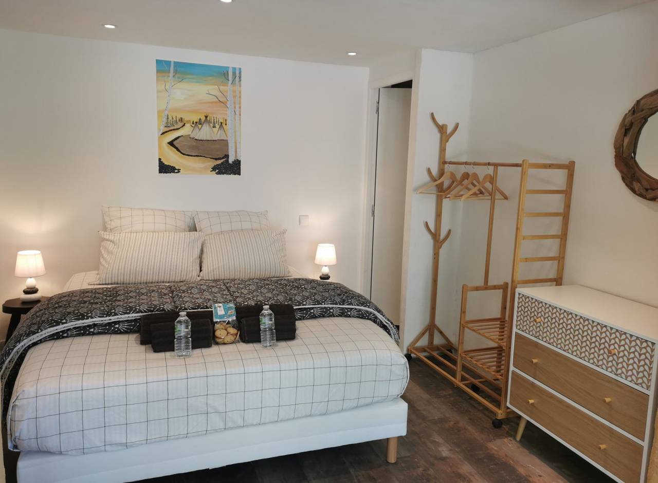 La Borie du bois chambre d’hôtes Sarlat - Chambre in Saint-André-d'Allas, Périgord Noir