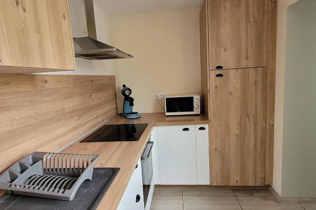 Il Vialetto, appartement Santa Lucia, au calme, tout confort in Jeumont, Avesnes-sur-Helpe