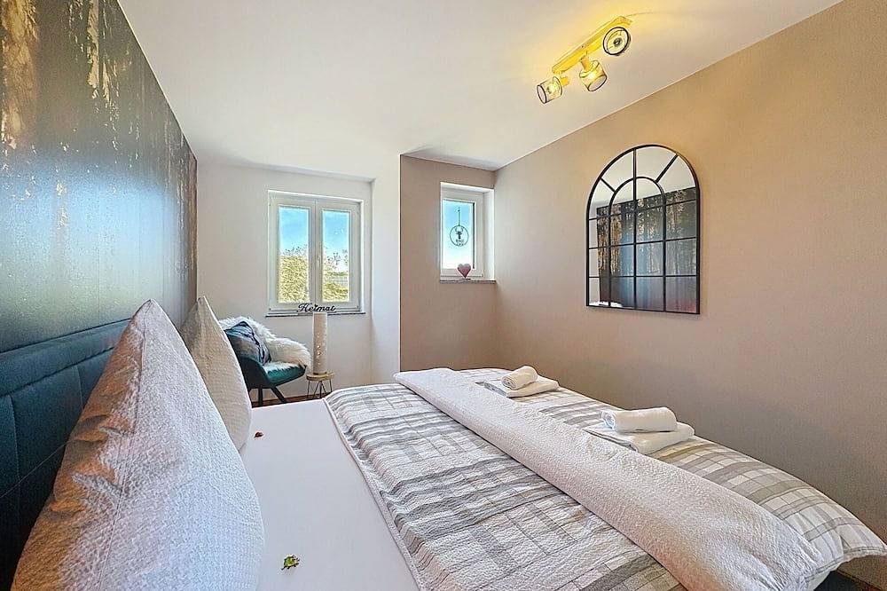 Ganze Wohnung, Herrliche Wohnung für 3 Leute mit  W-Lan, Tv, Balkon und Haustiere erlaubt in Grafenhausen, Südschwarzwald