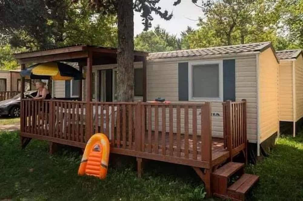 Mobil-home | Comfort | 3 Ch. | 6 pers. | Terrasse surélevée | A/C in Saint-Vincent-sur-Jard, Vendée