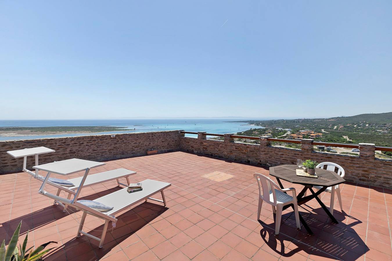 Ferienhaus 'Venere' mit Meerblick, Gemeinschaftspool in La Pelosa (Stintino), Stintino