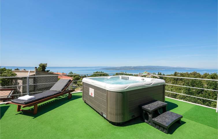 Ferienhaus für 8 Personen, mit Terrasse und Garten in Baska Voda - 3