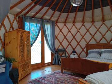 Cottage pour 3 personnes, avec jardin à Planchez