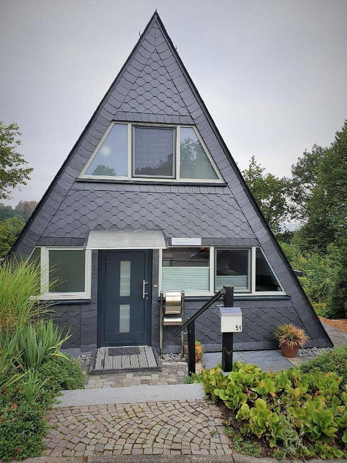 Two-Bedroom House in Olpe, Biggesee