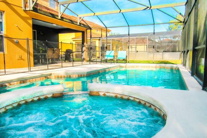 Platinum Home mit 4 Schlafzimmern - Spielzimmer und Spa in ChampionsGate, Four Corners