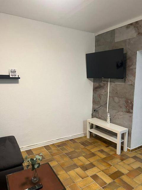 Ganze Wohnung, Gemütliche Eg-Fewo im Haus zur Vulkaneifel in Brohl in Brohl-Lützing, Osteifel