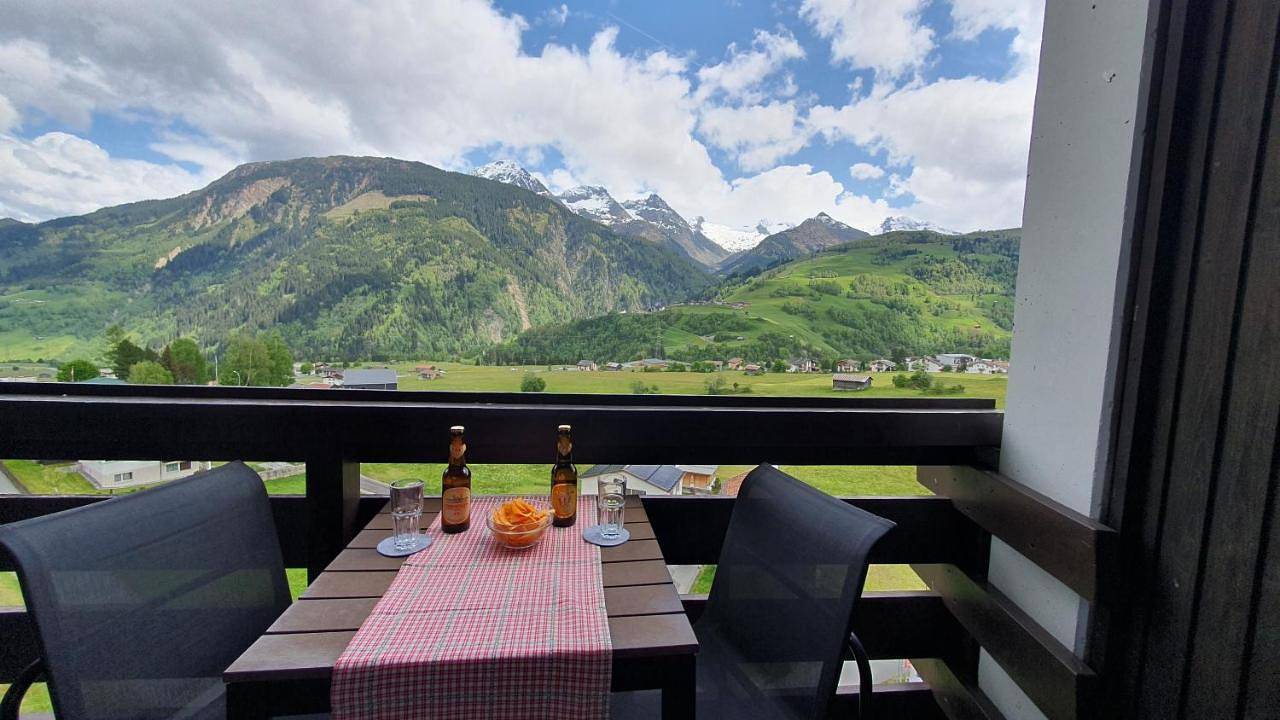 Ganze Wohnung, Apart Holidays - Haus Acletta in Disentis, Surselva