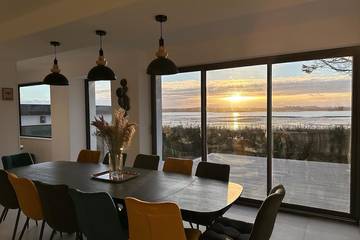 Cottage pour 12 personnes, avec jardin et jacuzzi dans Port de Carantec