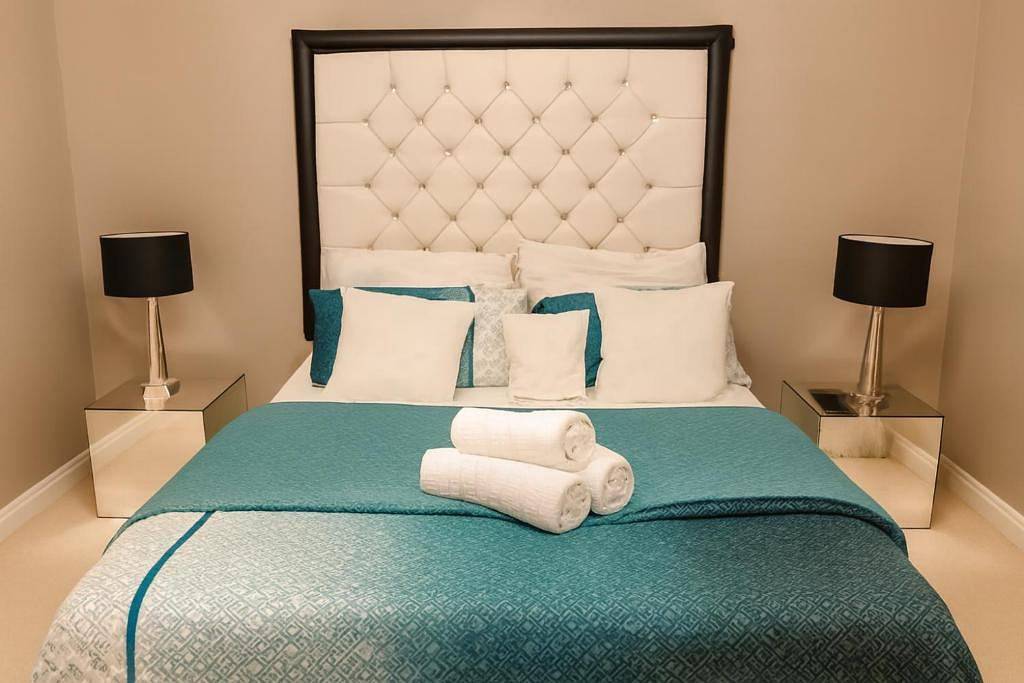 Apartamento vacacional entero, Sleeps 4 - Parking - Wifi in Cardiff Bay, Cardiff