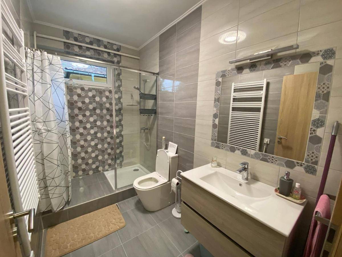 Cały apartament, Eszter Apartman in Eger, Komitat Heves