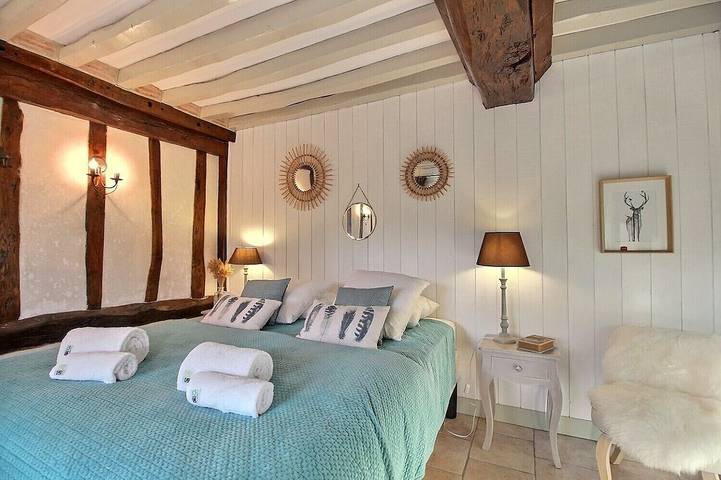 Gîte pour 4 personnes, avec balcon ainsi que jardin et sauna à Les Champeaux - 3