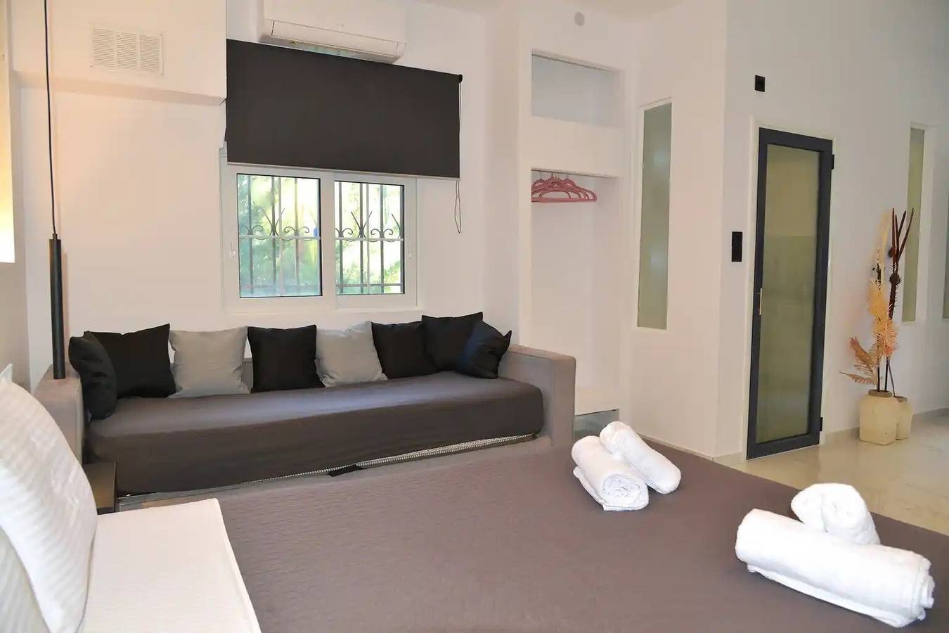 Entire apartment, Doliva Studio 6 Apartment in Agios Gordios, Corfu