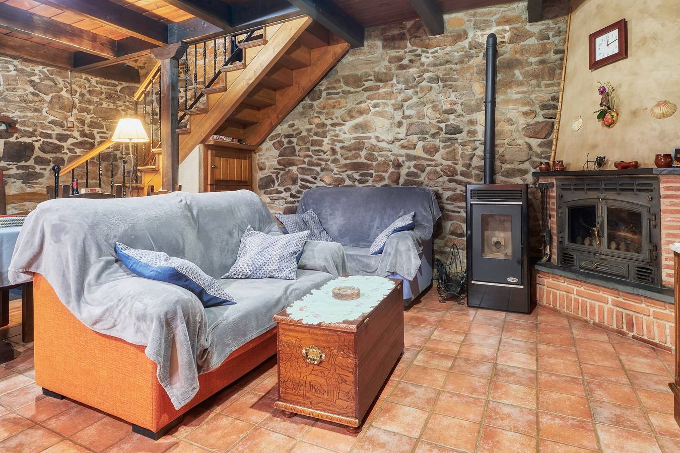 Casa Rural 'Abuelo Jose I I' en El Bierzo con Vistas a la Montaña y Balcón in Noceda del Bierzo, Cordillera Cantábrica