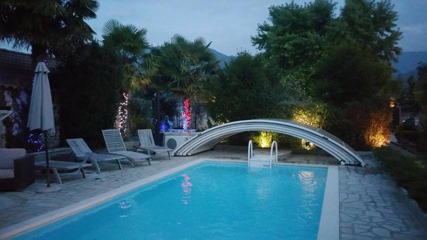 Chambre d’hôte pour 2 personnes, avec piscine ainsi que jardin et jacuzzi dans l' Isère - 3