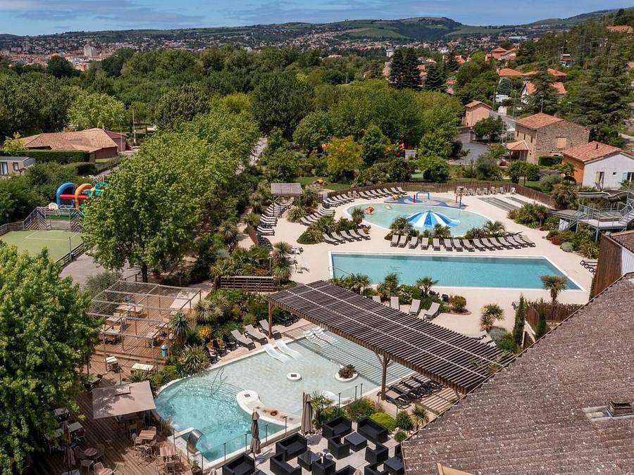 Camping Sandaya Les Rivages - Mobile home 4 persons - Cottage Papillon 4p 2bed 2bath **** air conditioning in Millau, Parc naturel régional des Grands Causses