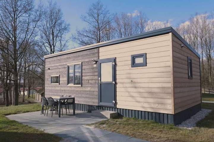 Ferienhaus für 4 Personen, mit Terrasse und Garten sowie Pool
