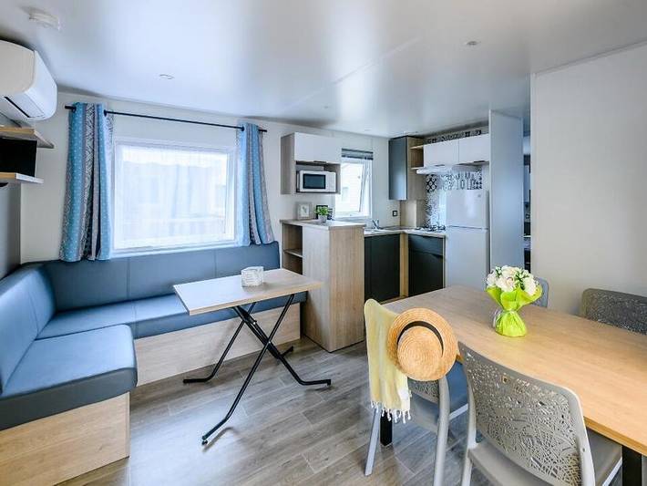 Camping pour 10 personnes, avec bassin pour enfant à Parentis-en-Born - 2