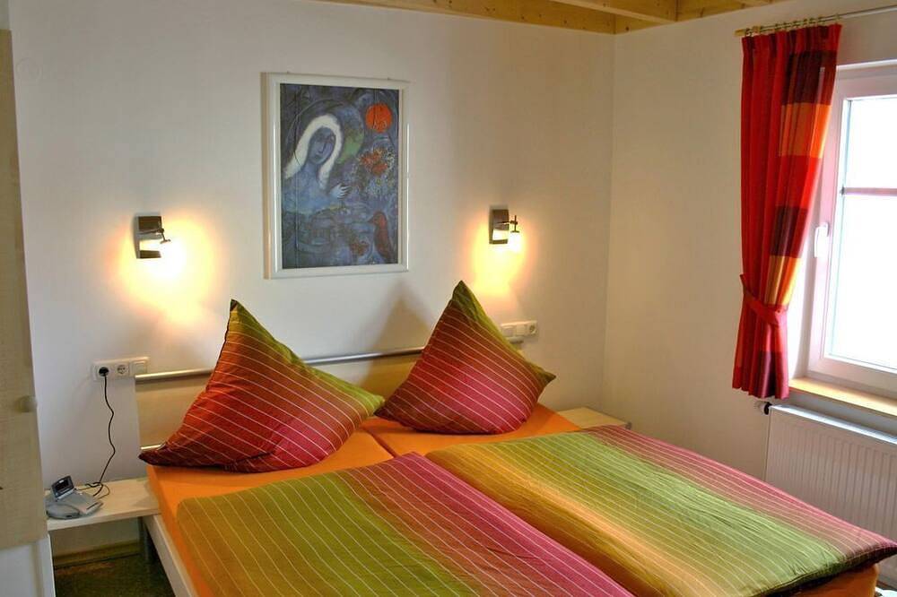 Ganze Wohnung, Ferienwohnung Schweicher Mitte - 2-Bettwohnung *** in Schweich, Moseleifel