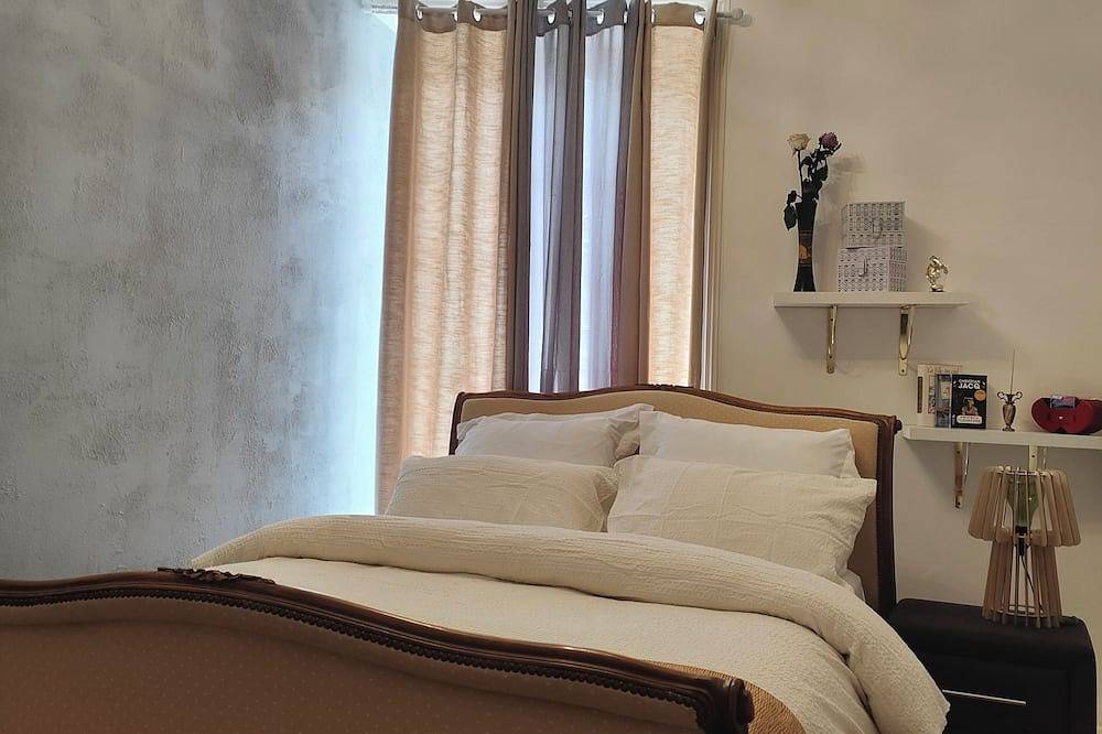 Apartamento entero, L'Écrin 1-bedroom apartment in Villedieu-les-Poêles, Côte de la Déroute