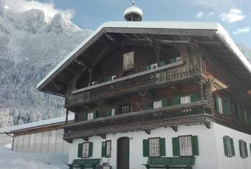 Ferienhaus für 10 Personen, mit Garten und Terrasse in Ebbs