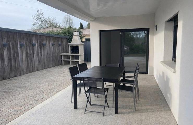 Location de vacances pour 6 personnes, avec jardin et piscine à Saucats (Gironde) - 2