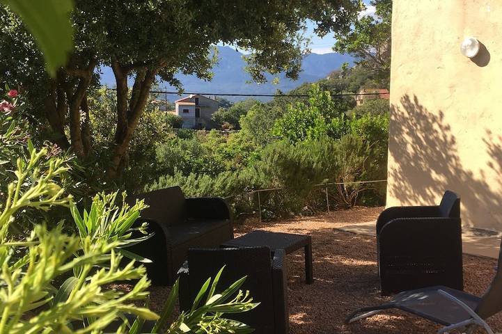 Ferienwohnung für 4 Personen, mit Terrasse und Garten - 1