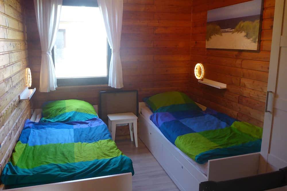 *Wlan* Bungalow in ruhiger Lage für 5 Pers, Nähe Cuxhaven 04/24 renoviert in Spieka-Neufeld, Nordholz