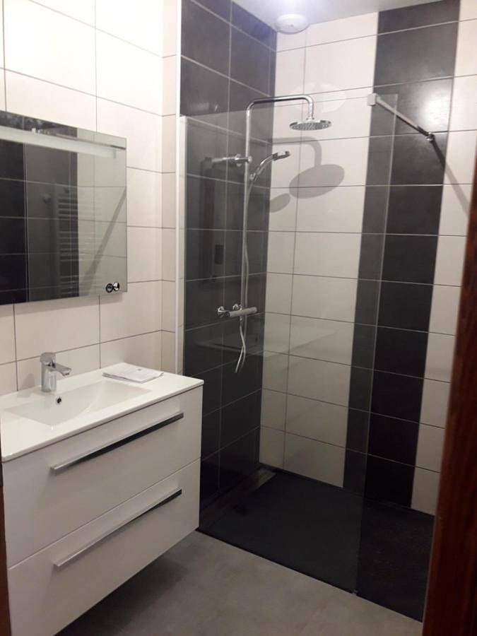 Appartement de vacances pour 5 personnes, avec terrasse, animaux acceptés