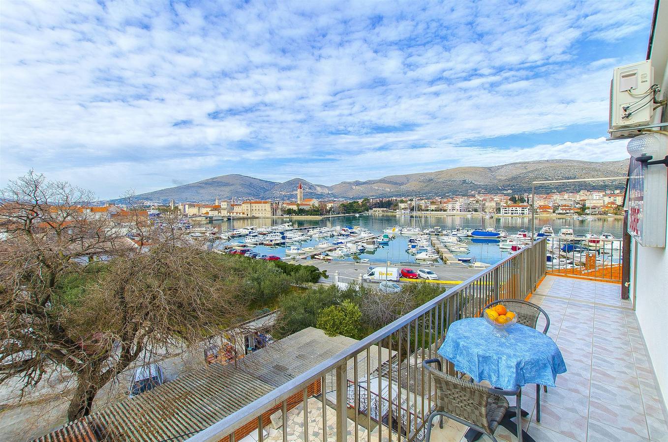 Apartments and Rooms Iva in Trogir, Čiovo