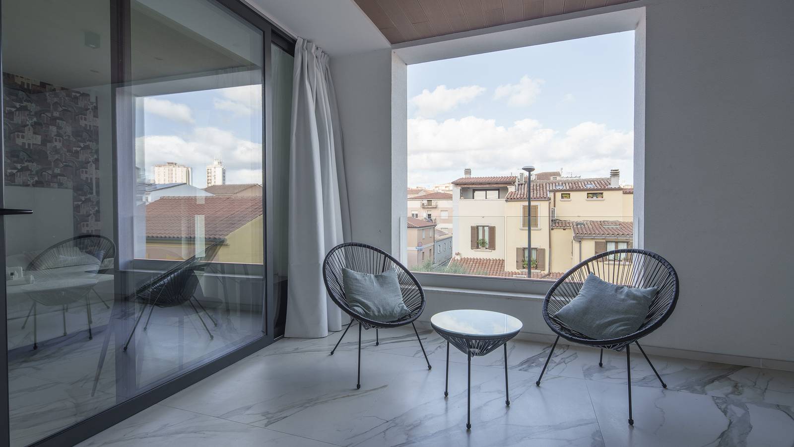 Welcomely Junior Suite vista città in Terranoa/Olbia, Olbia