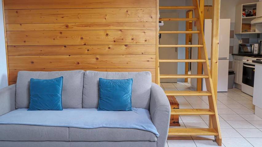 Location de vacances pour 5 personnes, avec Vue à Montricher-Albanne
