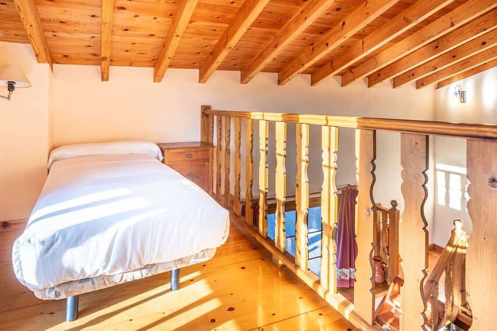 Appartement entier, Peaceful Village Escape in Sales (Asturias), Colunga