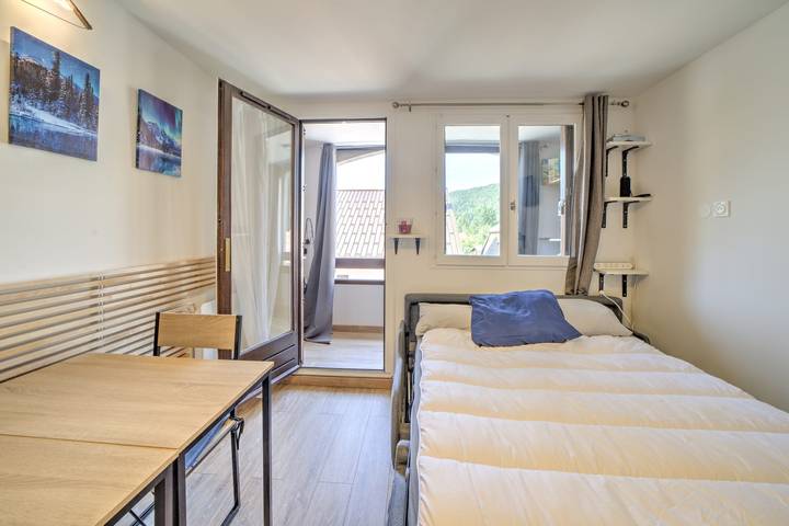 Studio entier, Le Mijoux - Petfriendly - Proche pistes in Mijoux, Parc naturel régional du Haut-Jura