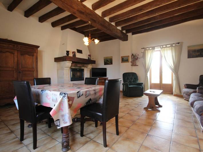 Casa rural en Cosne Cours sur Loire con ping-pong y parking, acepta mascotas in Cosne-Cours-sur-Loire, Valle del Loira