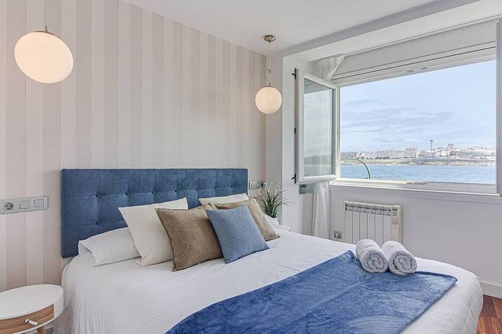 Apartamento entero, Riazor Ocean View Apartment in Praia de San Roque-Cetaria (La Coruña), La Coruña