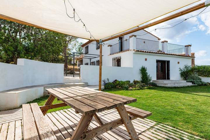 Casa rural para 8 personas, con jardín, Se admiten mascotas en Provincia de Castellón - 2