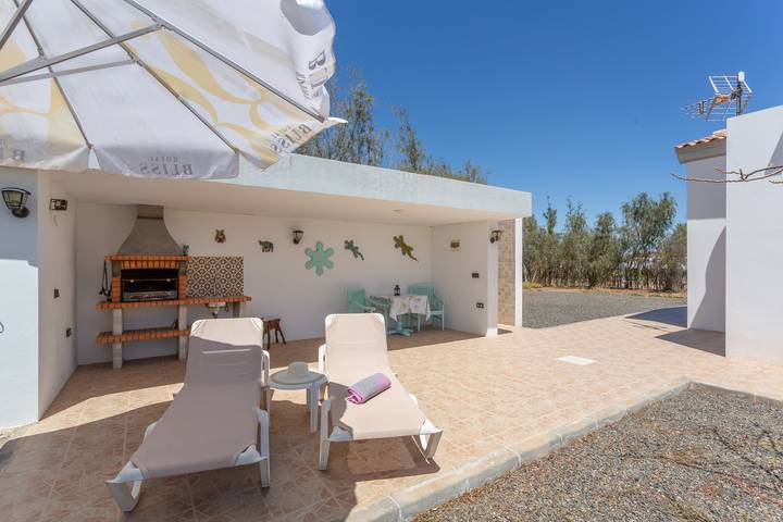 Apartamento inteiro, Casita Hari · O vosso pequeno oásis de tranquilidade em Fuerteventura Wi-Fi e ar condicionado in Tuineje, Fuerteventura