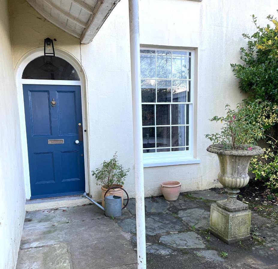 Entire apartment, One-Bedroom Apartment in Totnes, Devon