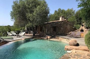 Villa pour 4 personnes, avec jardin et terrasse à Porto-Vecchio