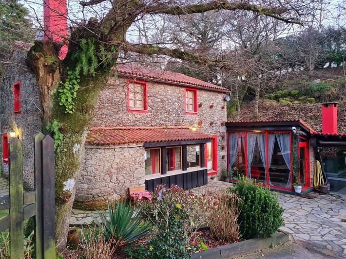 Casa rural para 10 personas, con jardín y piscina además de piscina para niños y vistas en Provincia de La Coruña - 4