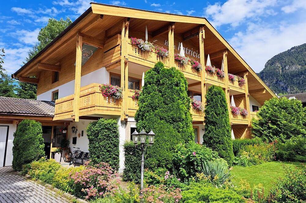 Double room with balcony, breakfast - Patricia, House in Lofer, Pinzgau