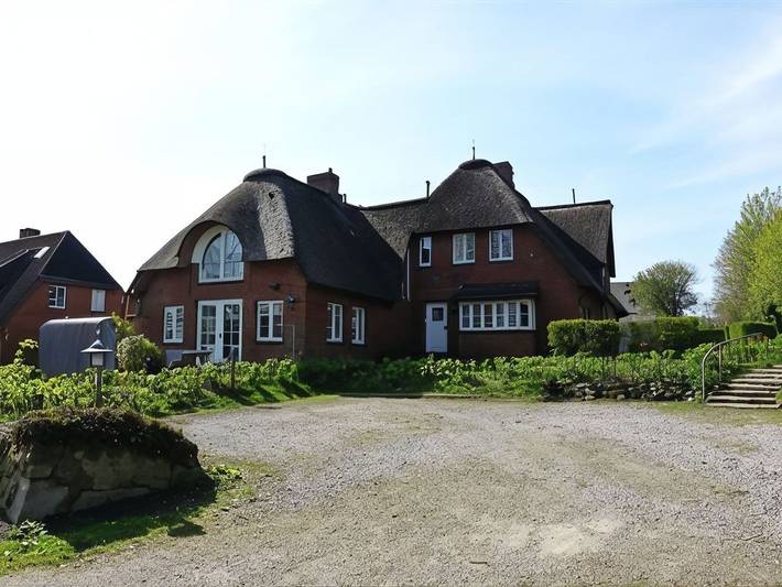 Ganze Ferienwohnung, Pastoratshof - Haus 6 - 4-Sterne Ferienhaus Pastoratshof - Haus 6 mit Sauna & Kamin auf Föhr in Nordfriesische Inseln (Schleswig-Holstein) (Schleswig-Holstein), Wrixum