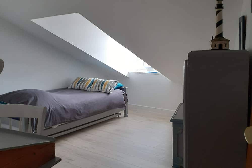 Angel's'unusual 2-star gîte in the heart of Josselin  in Josselin, Pontivy region