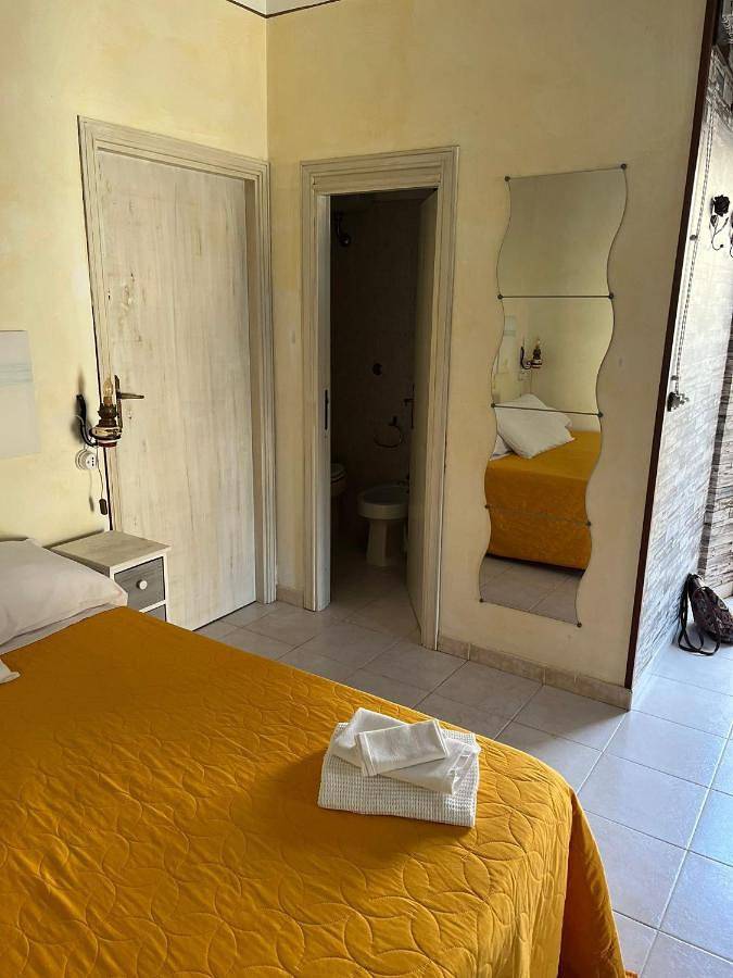 Gîte pour 2 personnes, avec vue et balcon à Scalea - 2