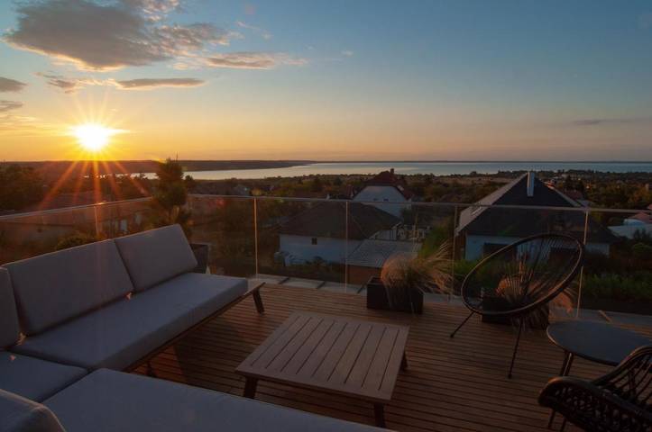 Ferienwohnung für 10 Personen, mit Balkon und Terrasse sowie Whirlpool und Garten in Balatonalmadi - 4