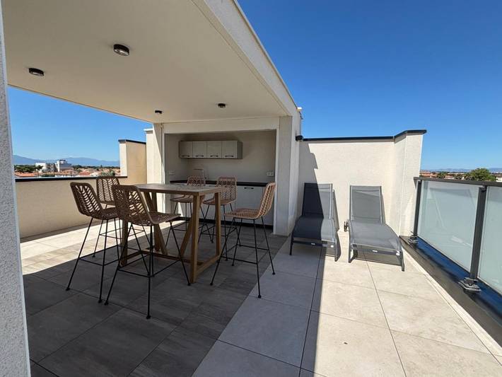 Gîte pour 6 personnes, avec terrasse et piscine, animaux acceptés à Canet-en-Roussillon - 2