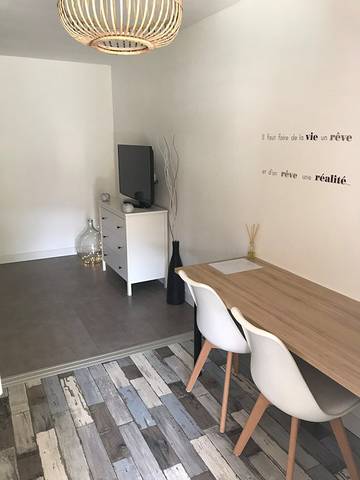 Chambre d’hôte pour 2 personnes, avec jardin et piscine en Provence-Alpes-Côte d'Azur