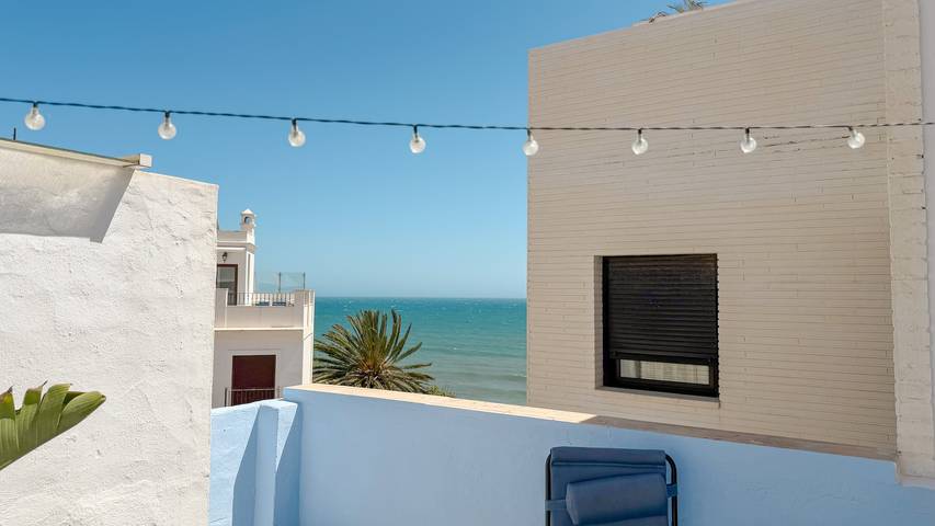 La Casita Azul del Mar, Balcón de Europa in Nerja Centre, Nerja