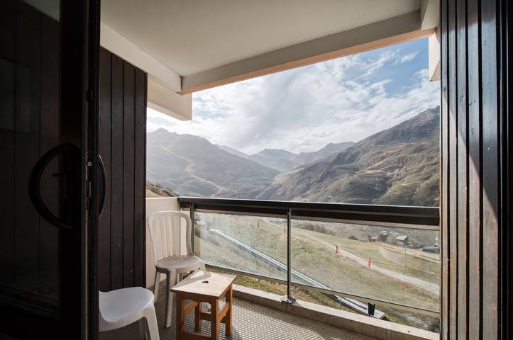 Gîte pour 4 personnes, avec balcon, adapté aux familles dans Station De Val Thorens - 2