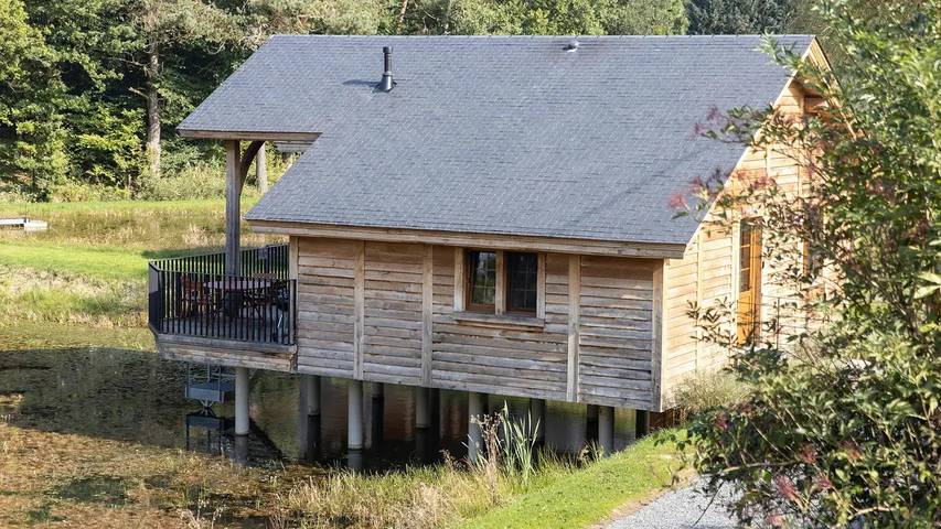 Location de vacances pour 5 personnes, avec terrasse à Gedinne